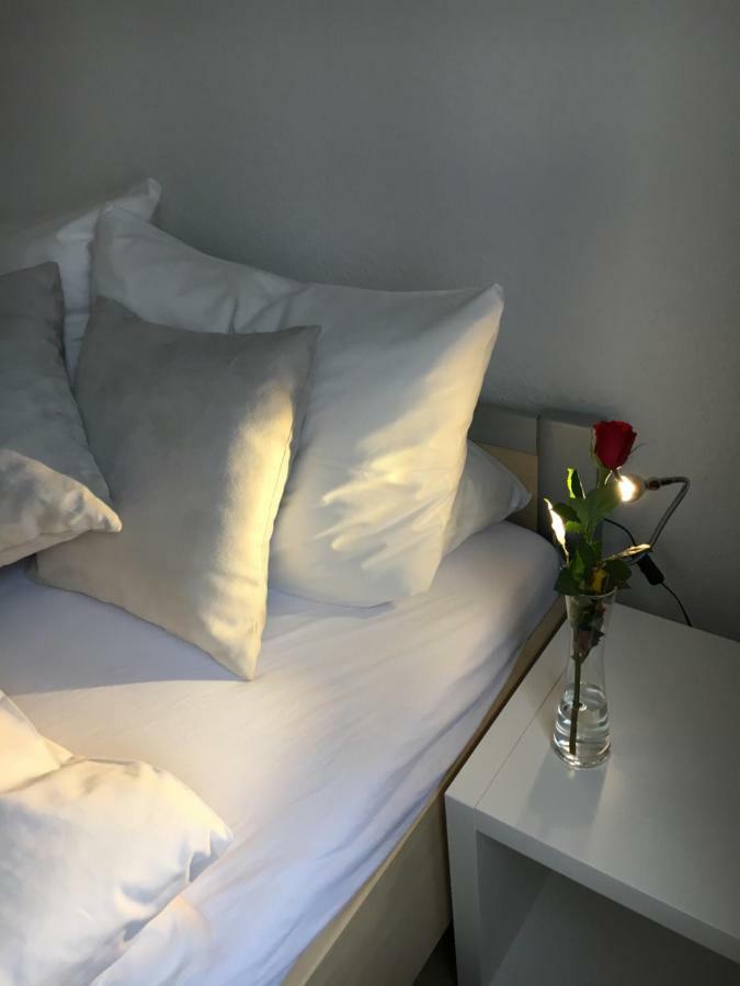 Ferienwohnung In Erfurt Mit Kleinem Balkon, 2 Schlafzimmer Exteriör bild